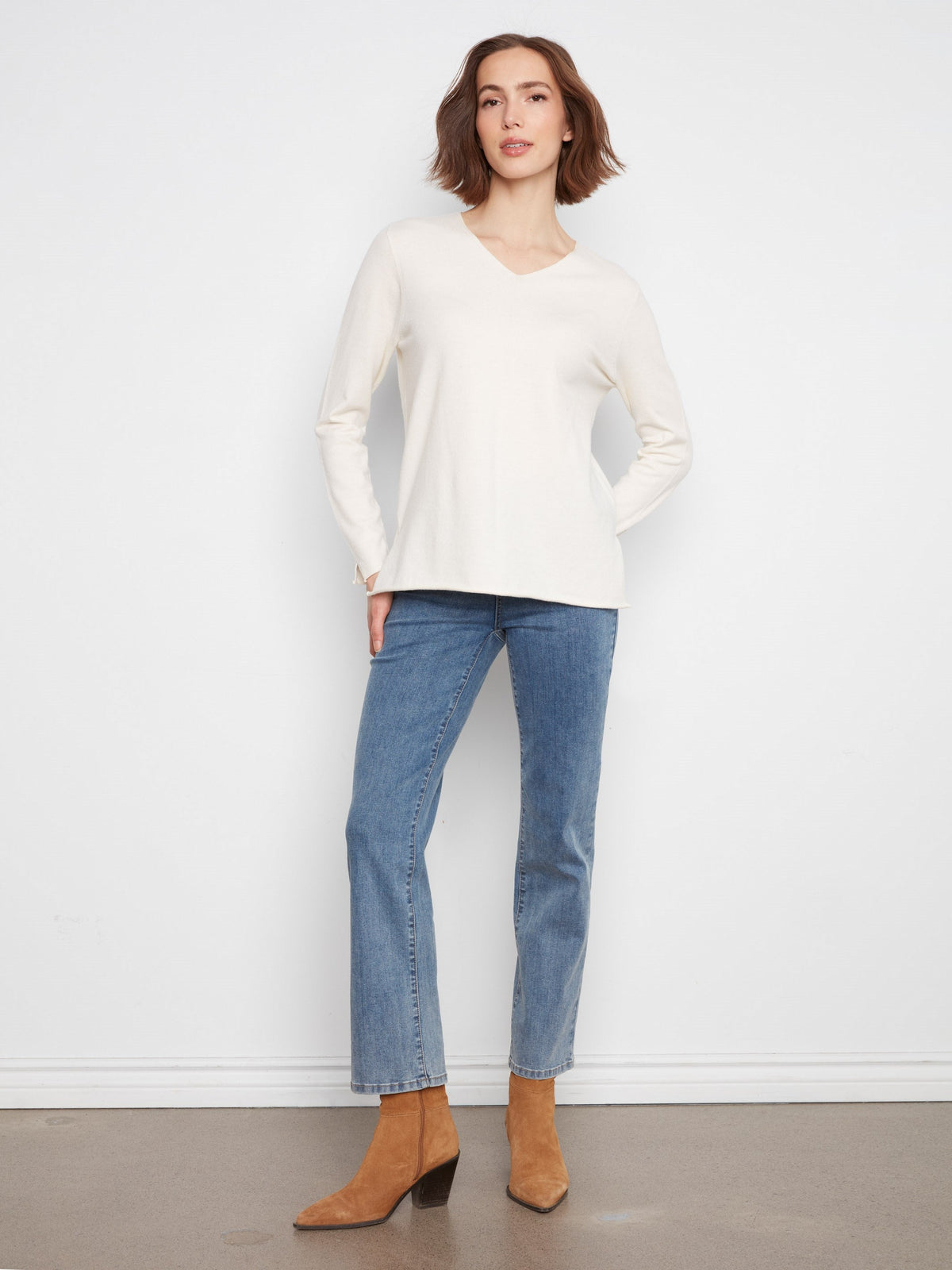 Basic V-Neck Sweater - Ecru