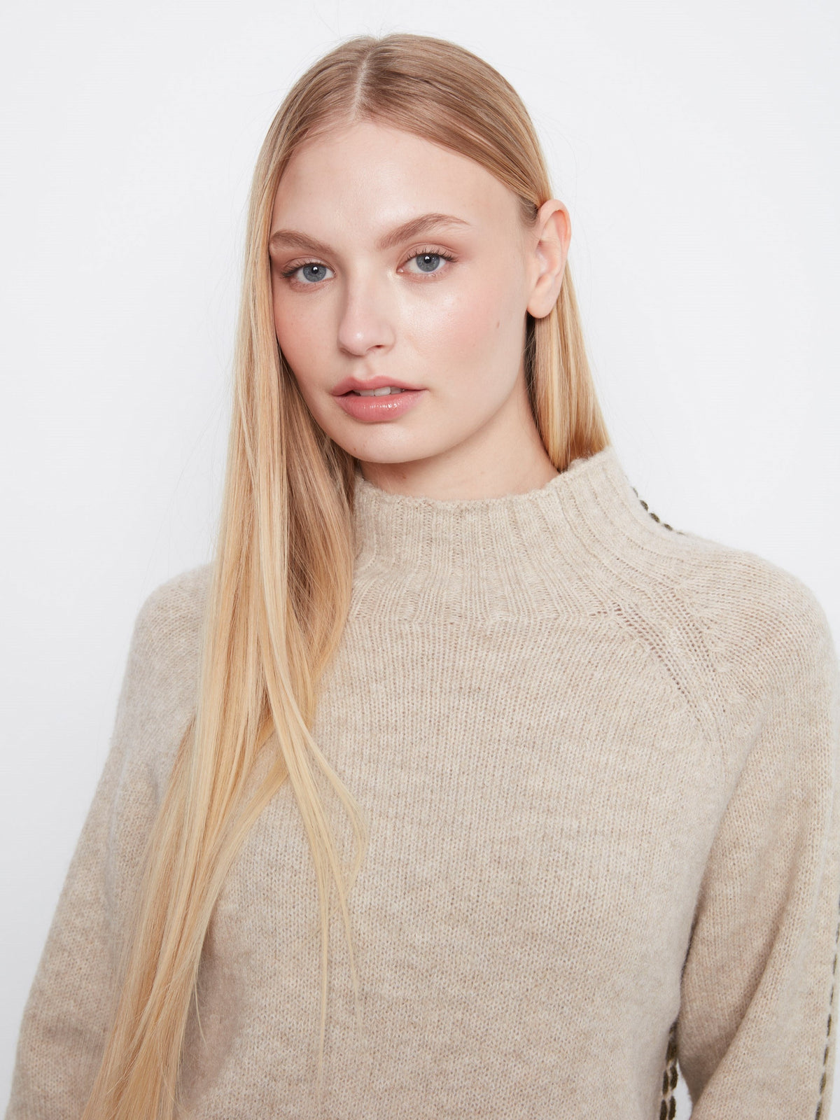 Contrast Stitch Mock Neck Sweater - Heather Oat